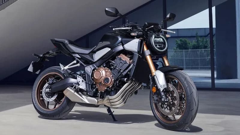 MT-07 vs CB650R vs Trident 660 : le match des naked A2